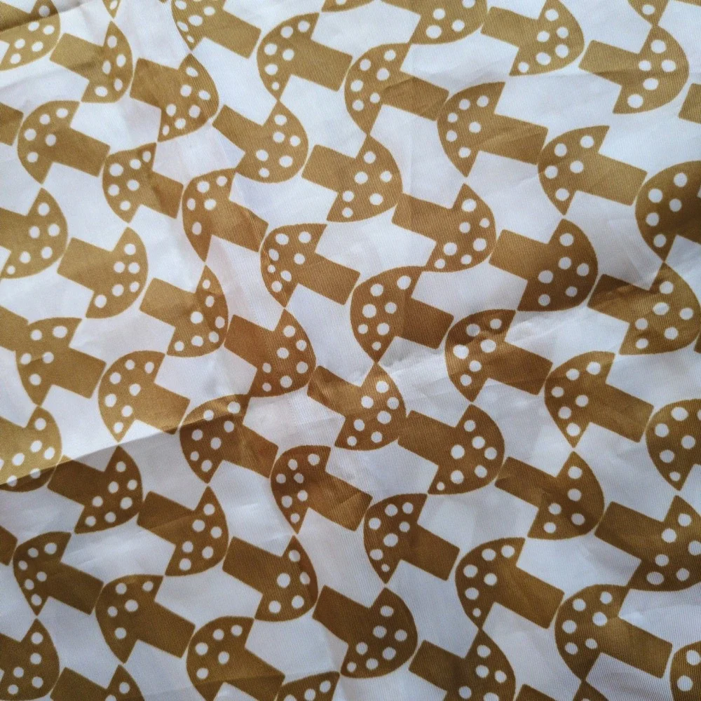 Vtg Vera Neumann Mushroom Scarf Tan White Retro Rectangular Oblong Polyester